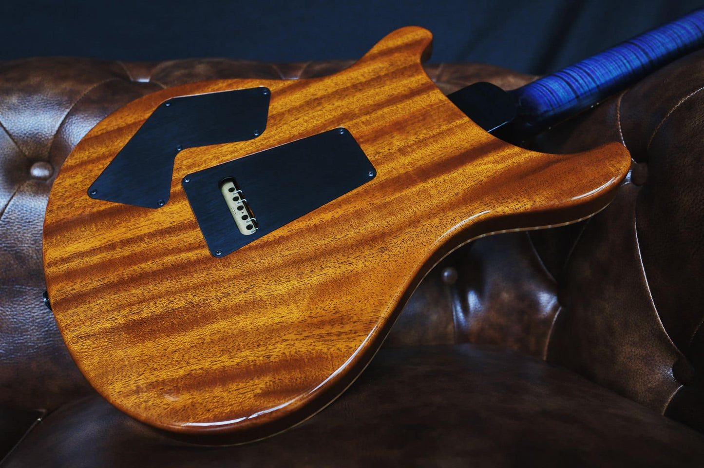 PRS Private Stock Modern Eagle V Limited Aqua Violet Smoked Burst