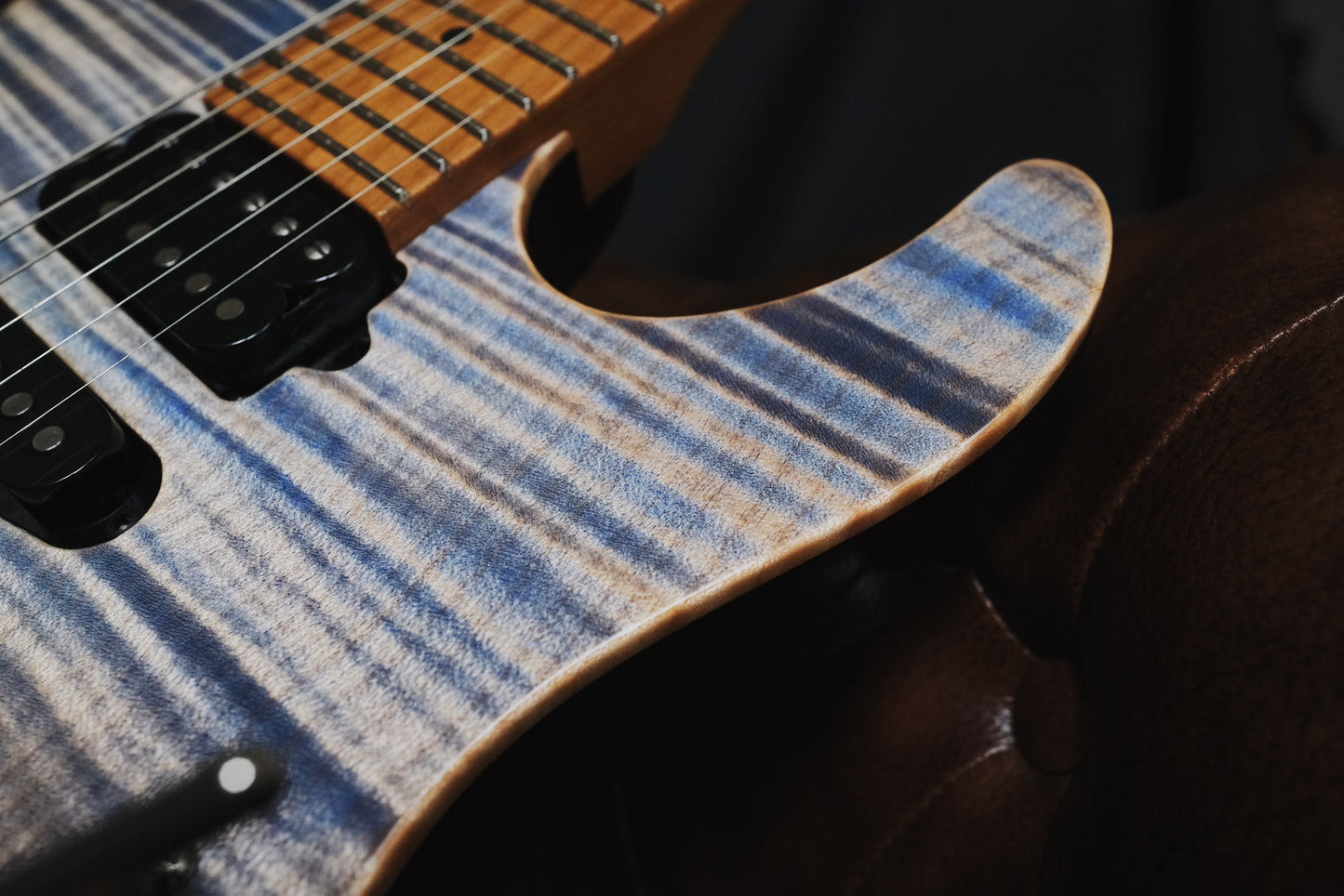 Suhr Modern Plus Trans Blue Denim 79394