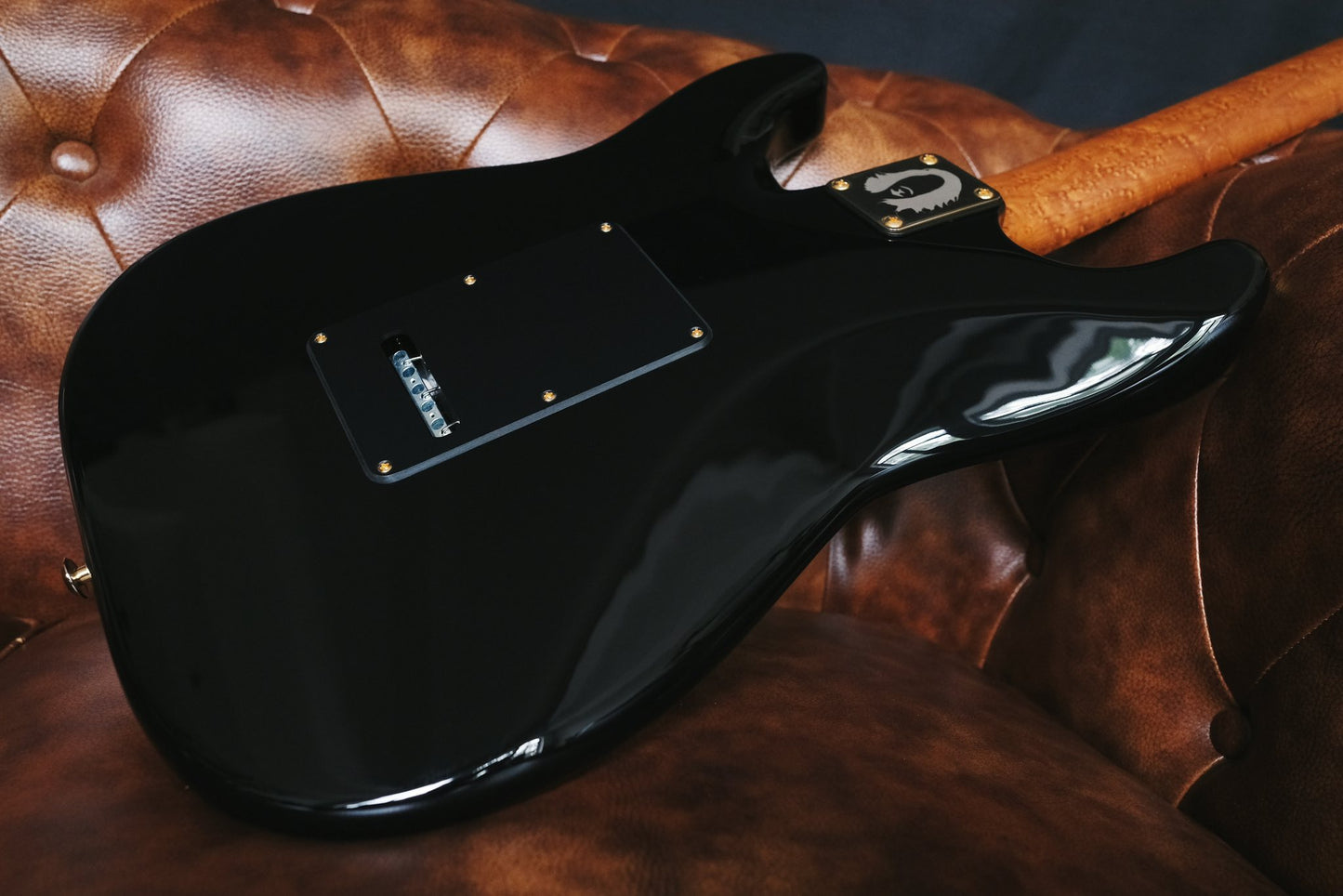 Suhr Mateus Asato Signature Classic S Black