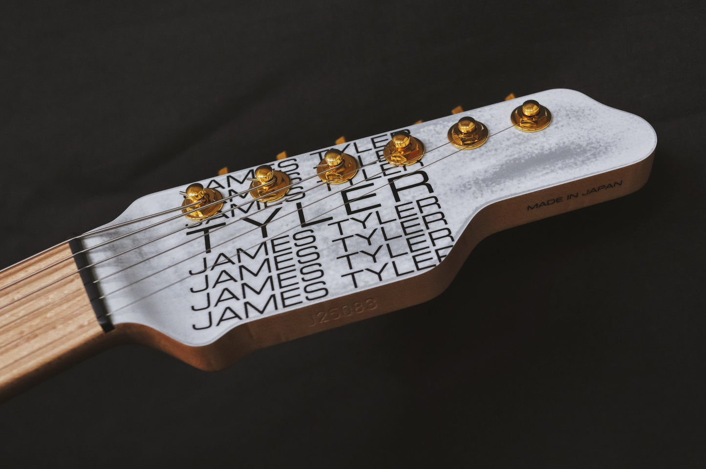 James Tyler Japan Studio Elite HD White Shmear Faux Matching Headstock