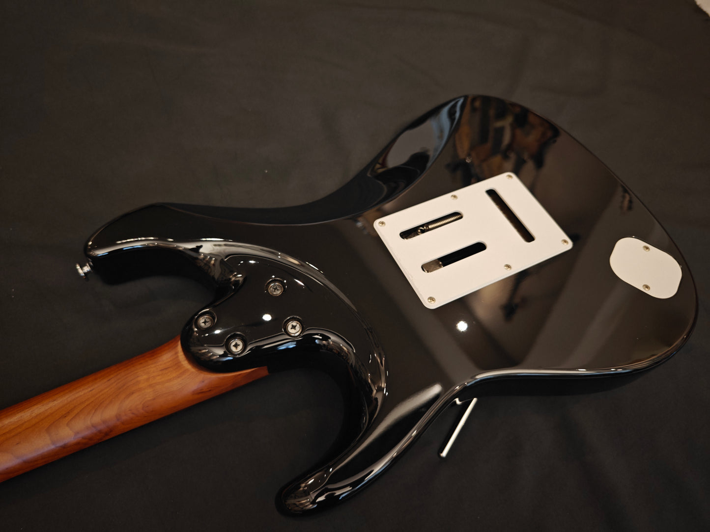 Ibanez AZ2204N (Used)