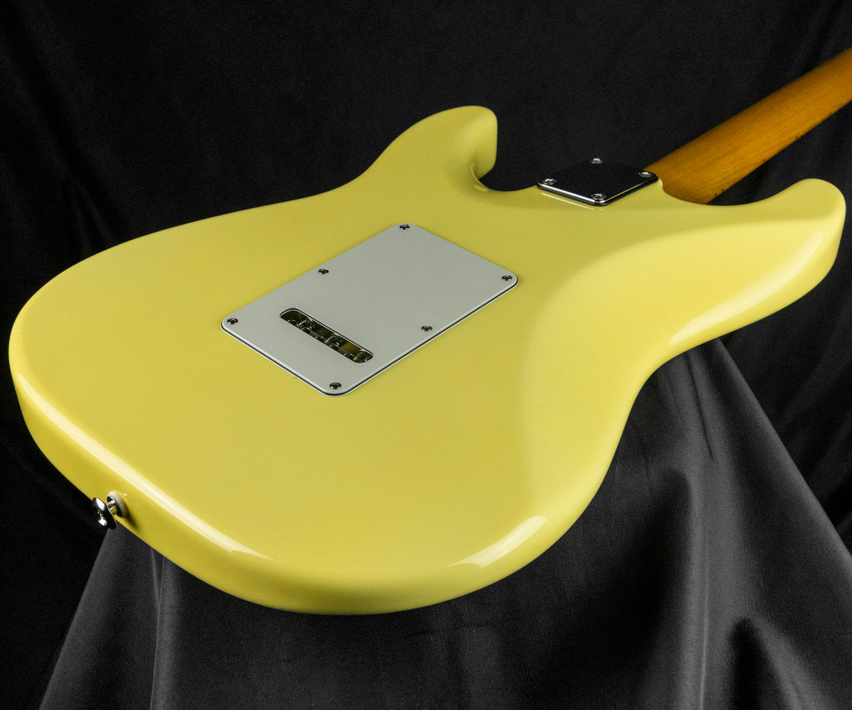 Suhr Classic S Dealer Select Vintage Yellow Roasted Maple Fingerboard