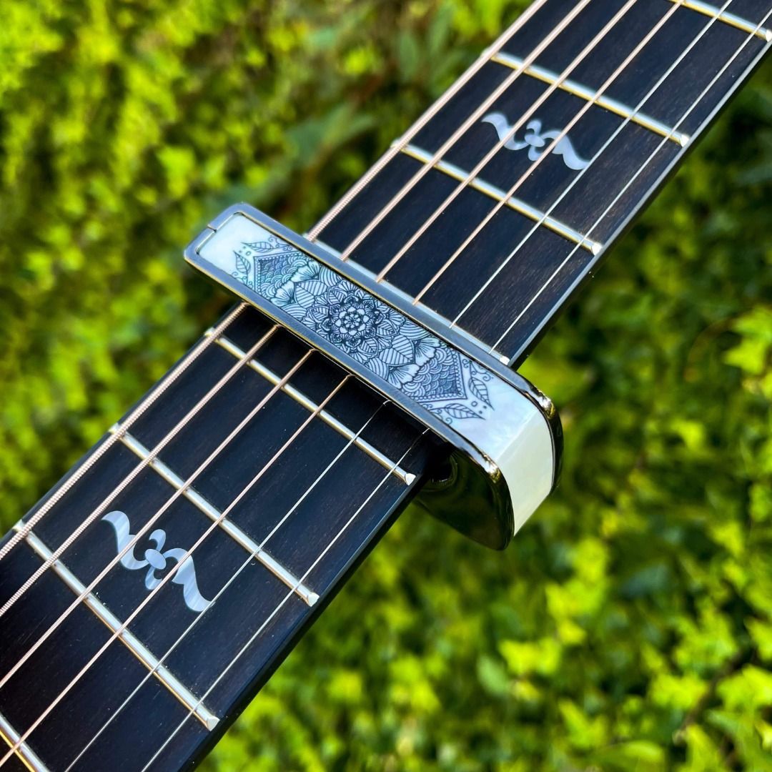 Thalia Capo Deluxe Series Pearl Mandala Black Chrome