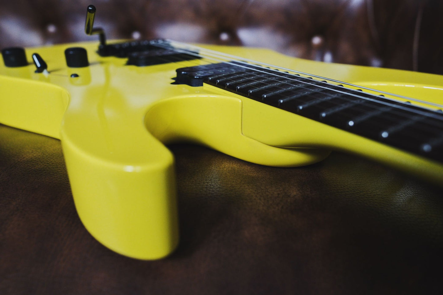 Suhr Custom Modern Custom Racing Yellow (Used)