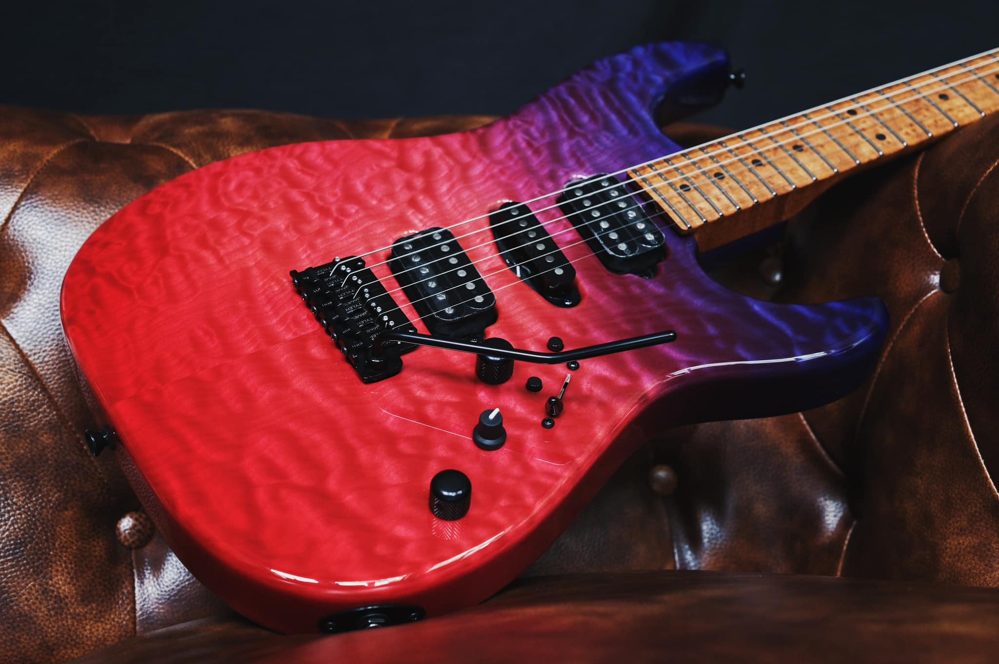 Guitars – G77+