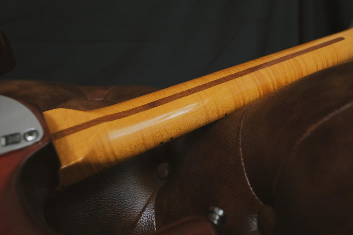 Fender Select Stratocaster Dark Cherry Burst (Used)