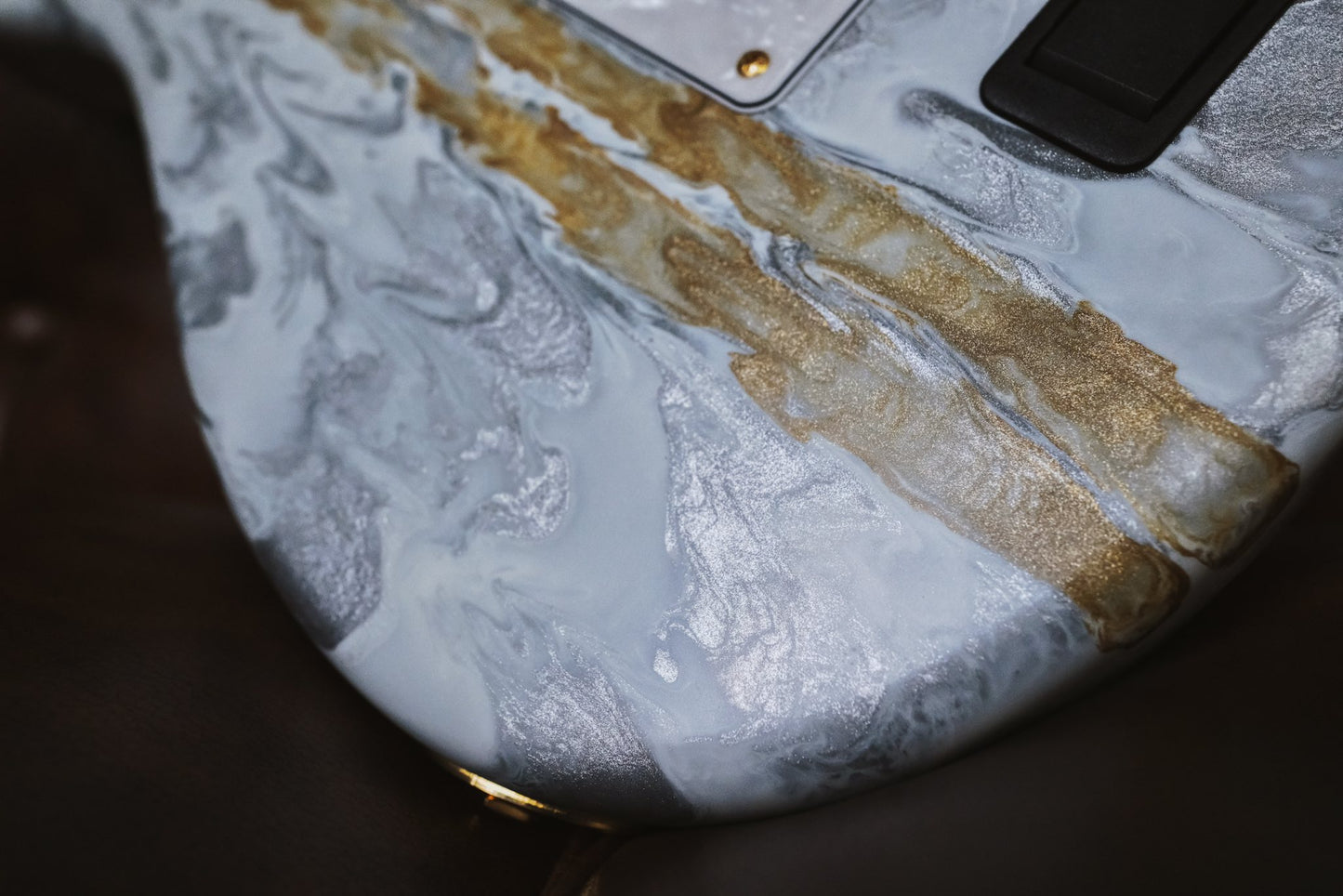 James Tyler Japan Studio Elite HD White Shmear Faux Matching Headstock