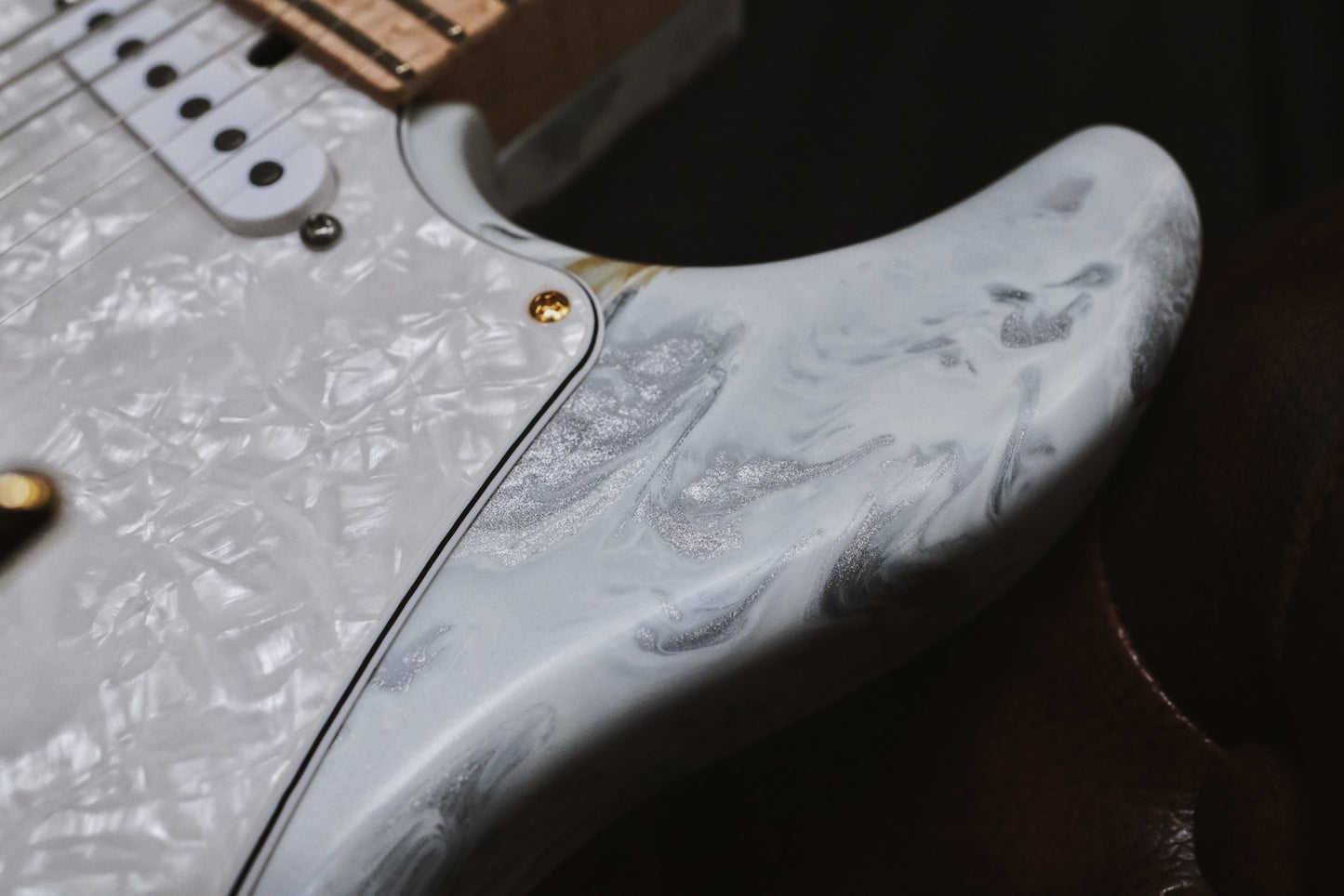 James Tyler Japan Studio Elite HD White Shmear Faux Matching Headstock