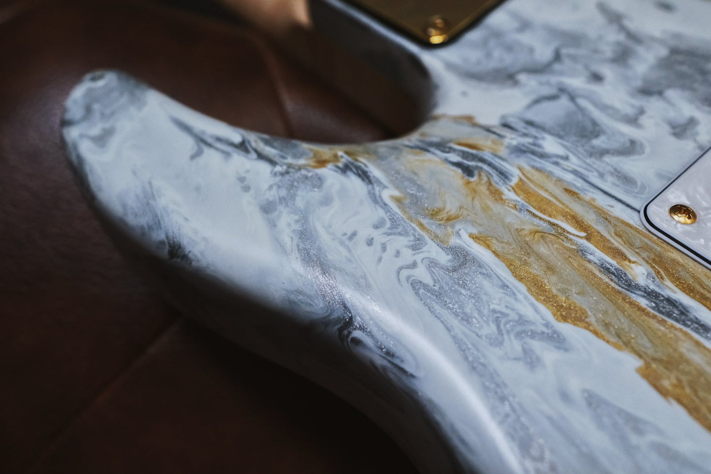 James Tyler Japan Studio Elite HD White Shmear Faux Matching Headstock