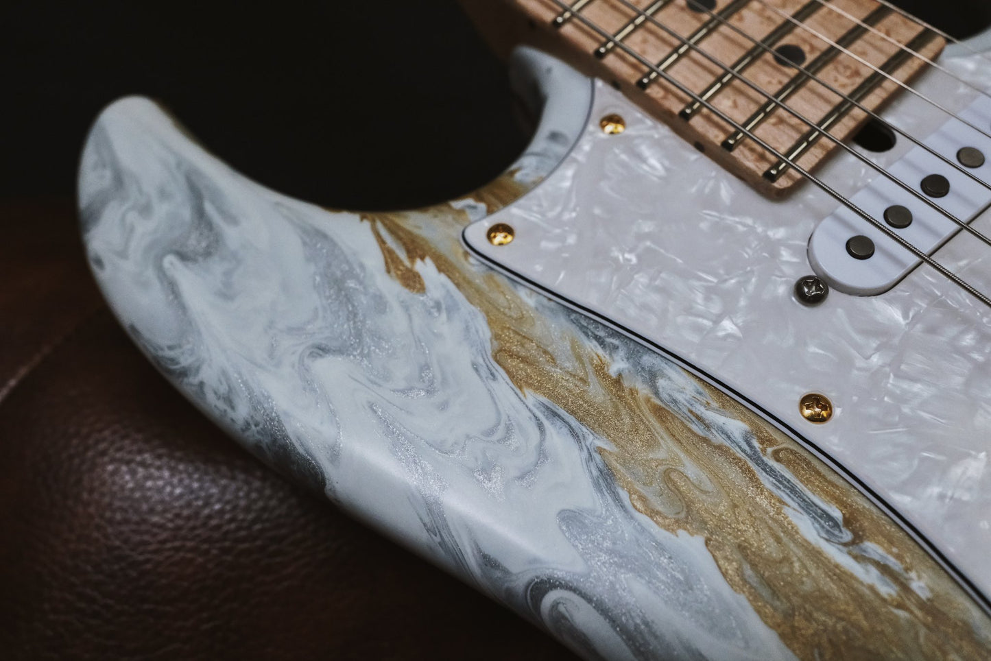 James Tyler Japan Studio Elite HD White Shmear Faux Matching Headstock