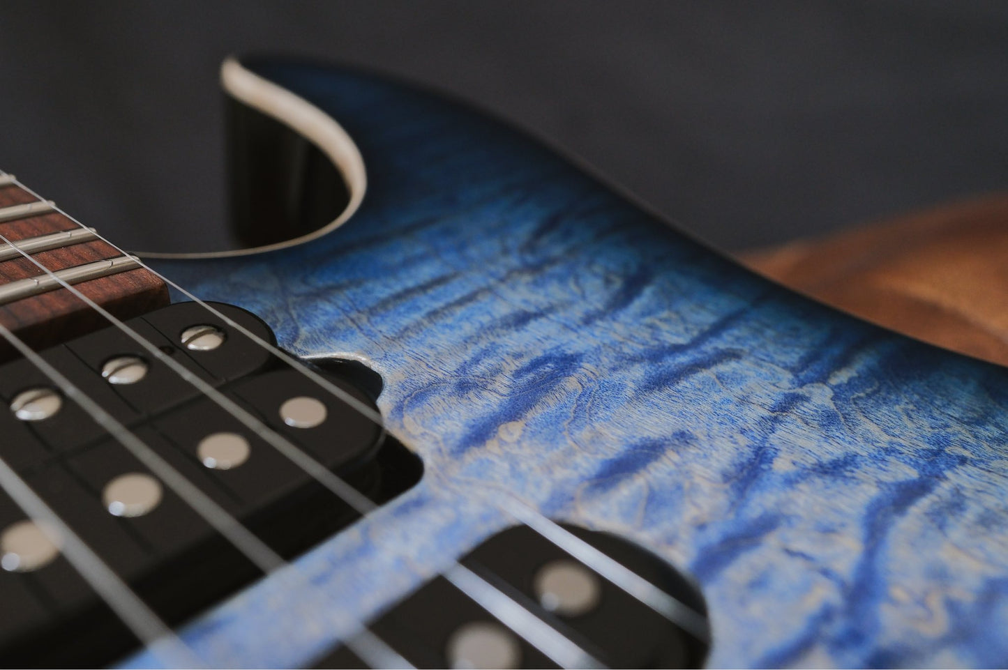 Suhr Modern Plus Trans Whale Blue Burst 85595