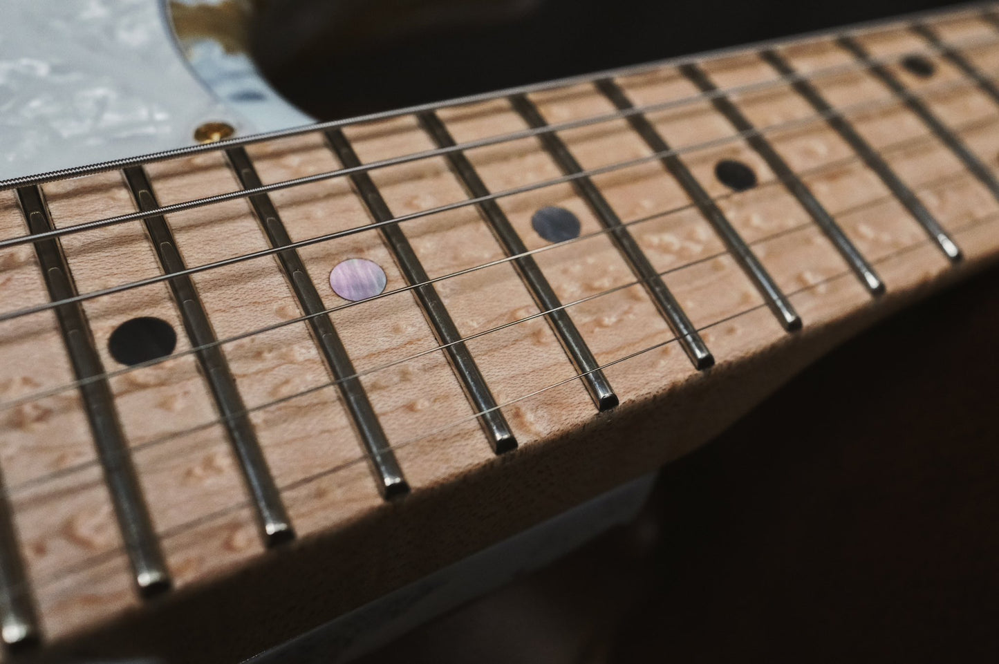 James Tyler Japan Studio Elite HD White Shmear Faux Matching Headstock