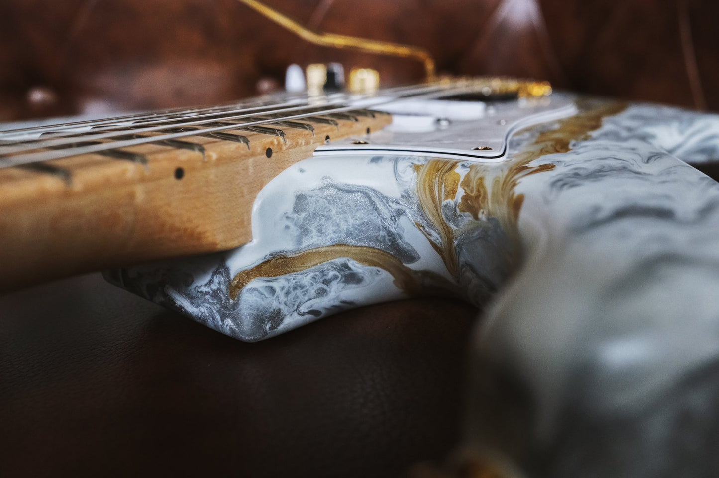 James Tyler Japan Studio Elite HD White Shmear Faux Matching Headstock