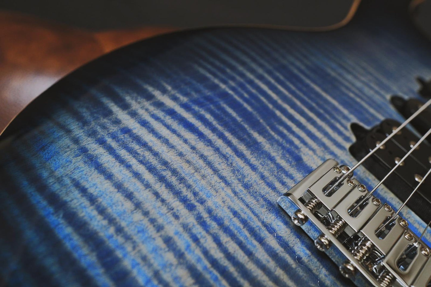 Suhr Modern Plus Trans Whale Blue Burst 83227