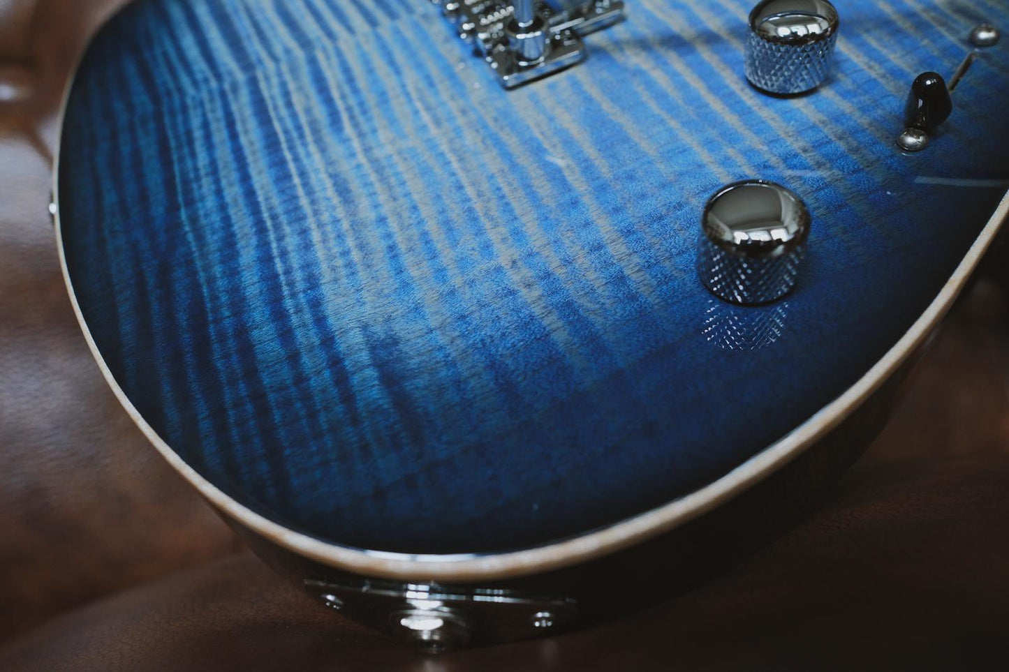 Suhr Modern Plus Trans Whale Blue Burst 83227