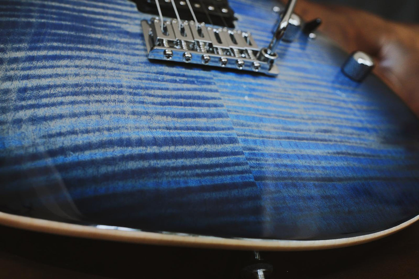 Suhr Modern Plus Trans Whale Blue Burst 83227