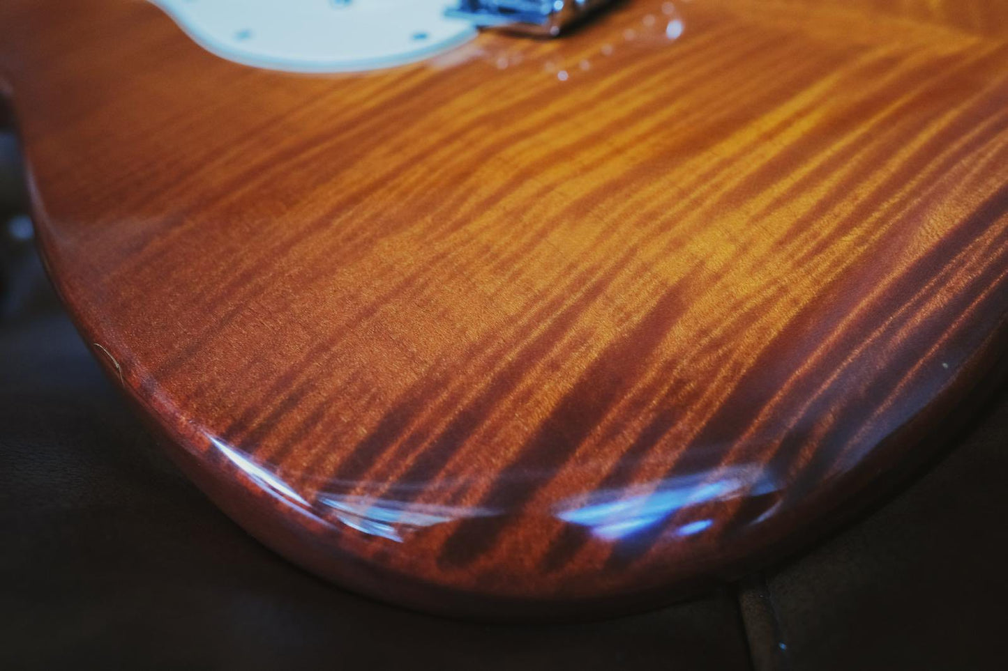 Fender Select Stratocaster Dark Cherry Burst (Used)