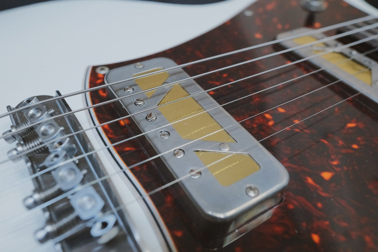 Novo Serus J Custom Olympic White Gold Foils