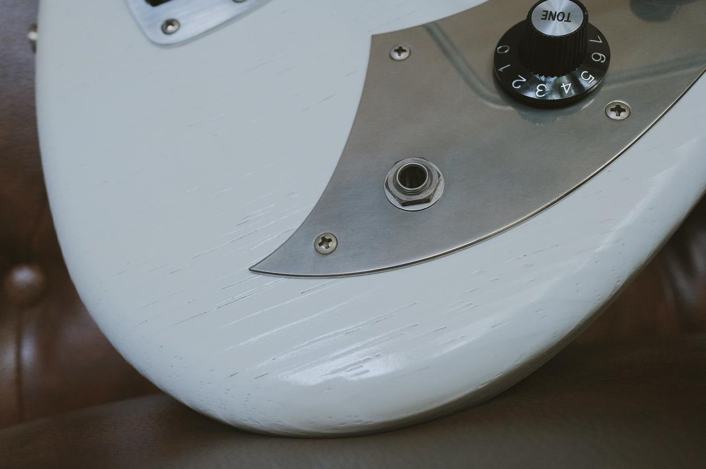 Novo Serus J Custom SS Frets Olympic White