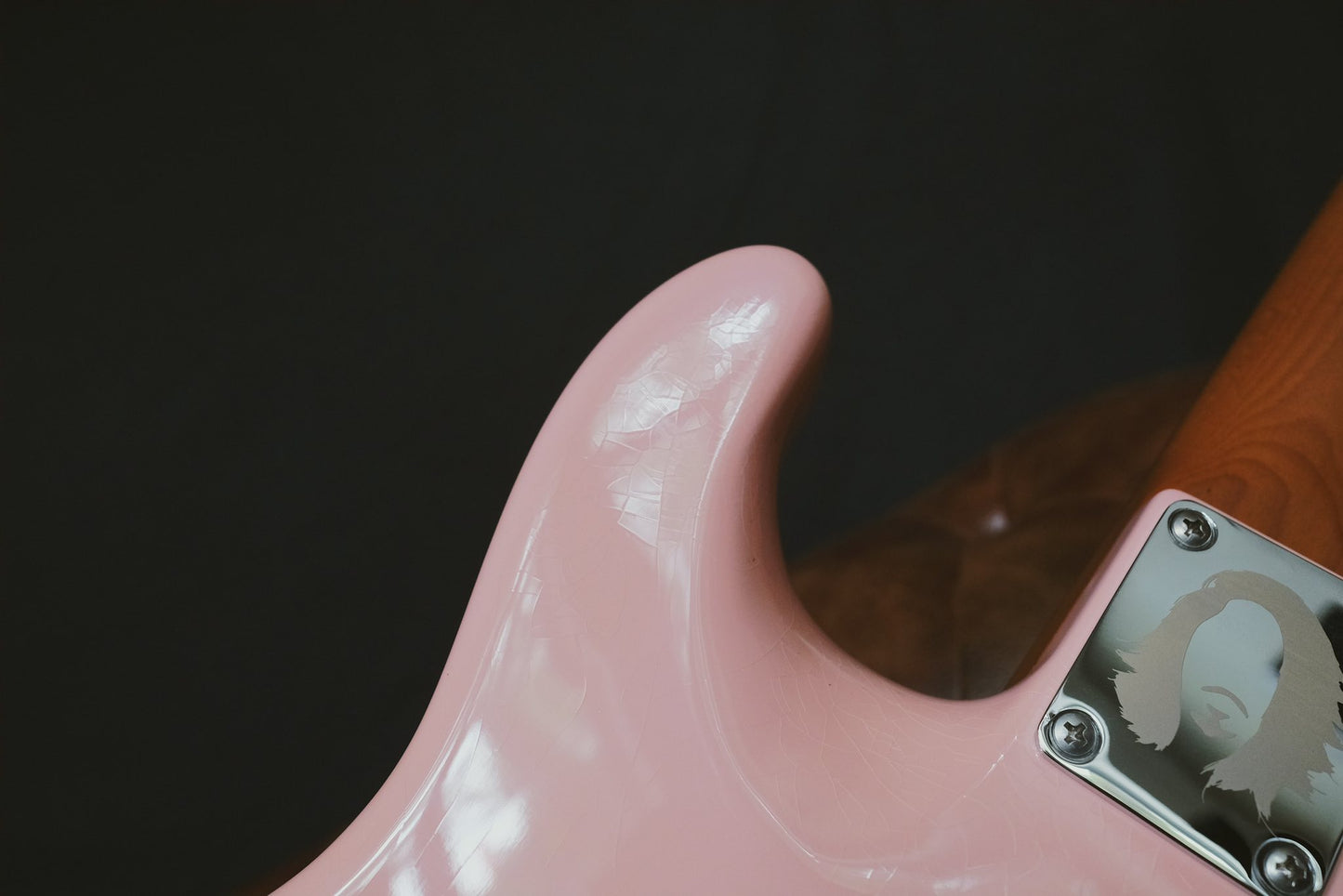 Suhr Mateus Asato Signature Classic S Shell Pink Antique 85619