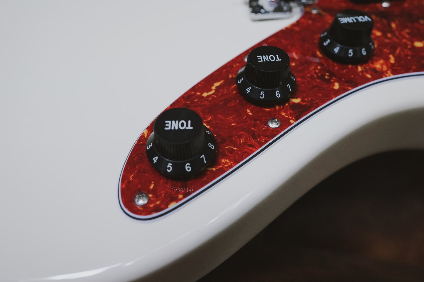 Suhr Classic JM Olympic White 79403