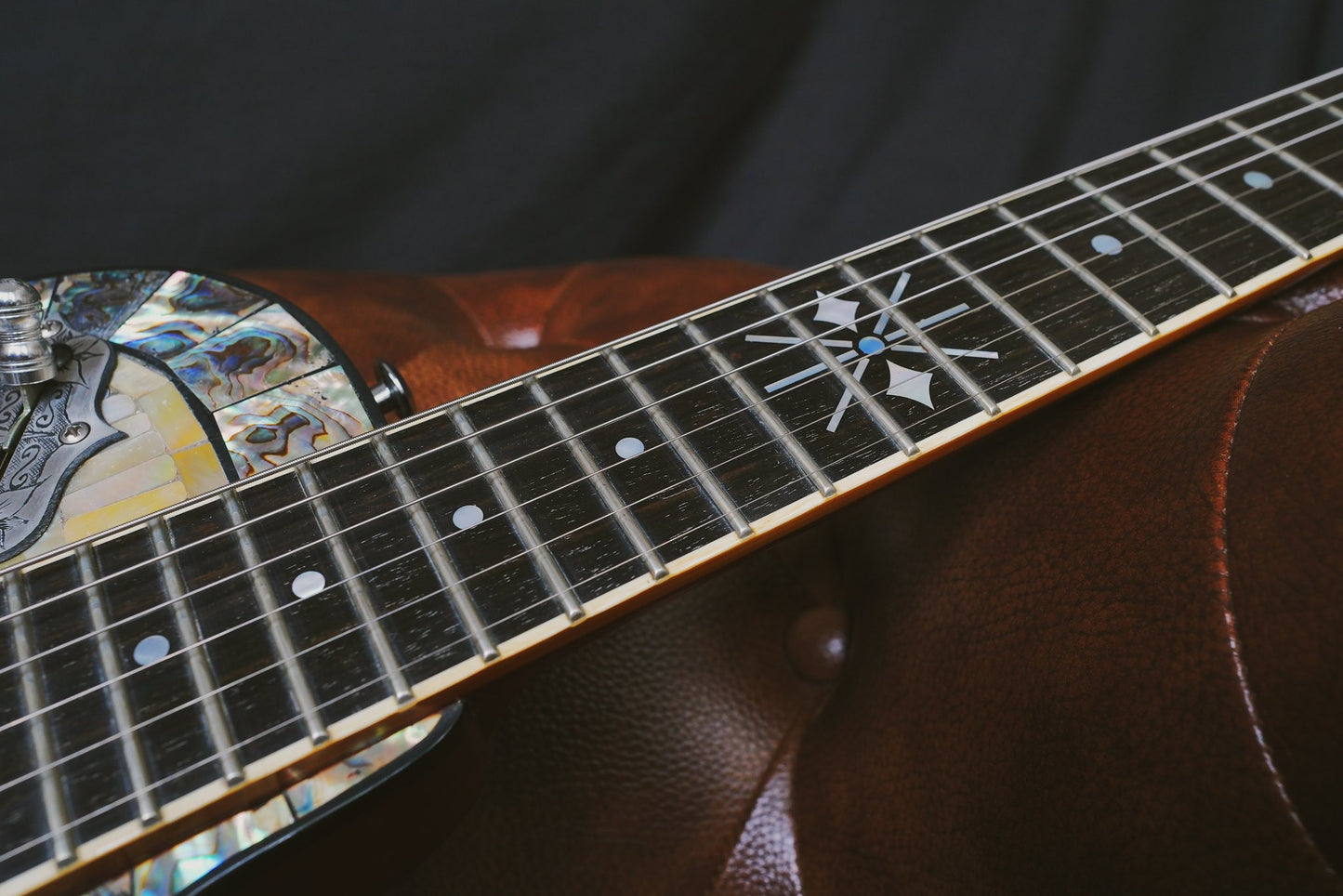 Teye La Perla (Emperor Series) (Used)