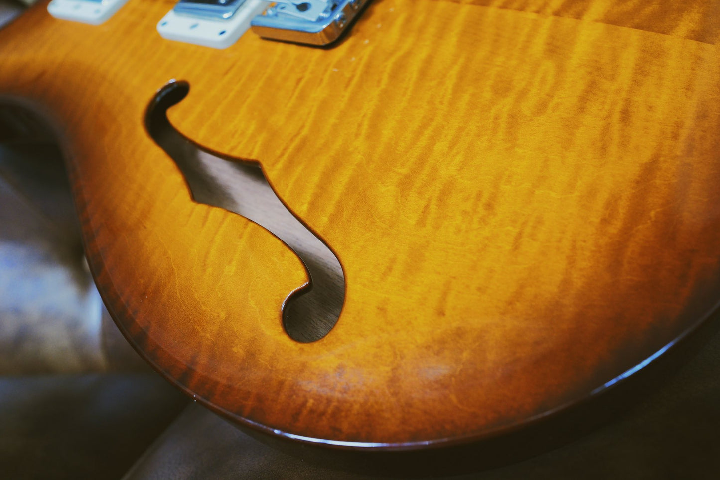 PRS CE 24 Semi-Hollow Burnt Amber (Used)