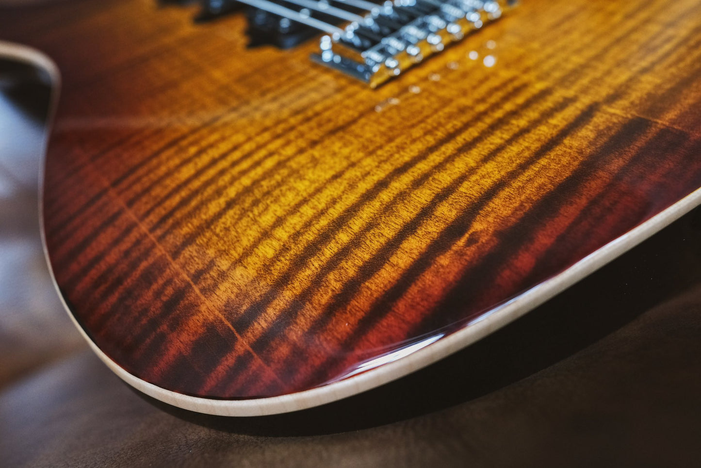 Suhr Modern Plus Bengal Burst 85624