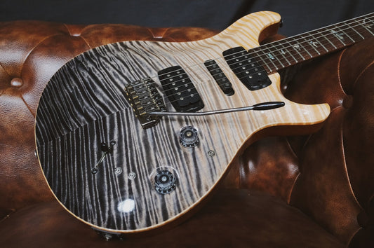 PRS Private Stock Modern Eagle V Frostbite Fade (Limited Run of 120) (Used)