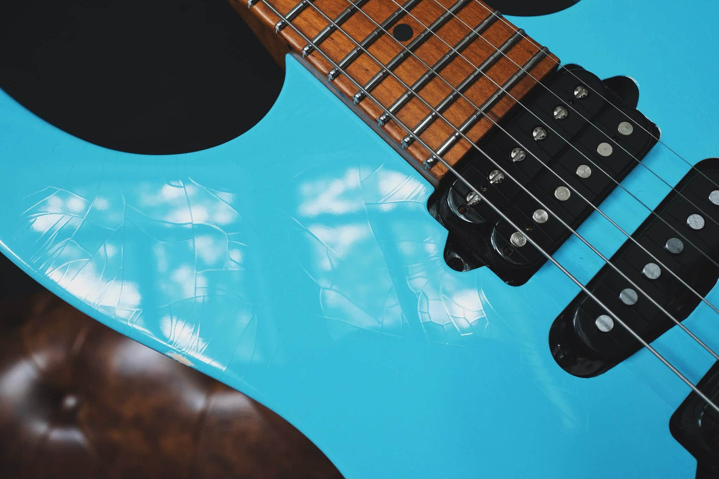 Suhr Modern Antique Limited Edition Daphne Blue 90551