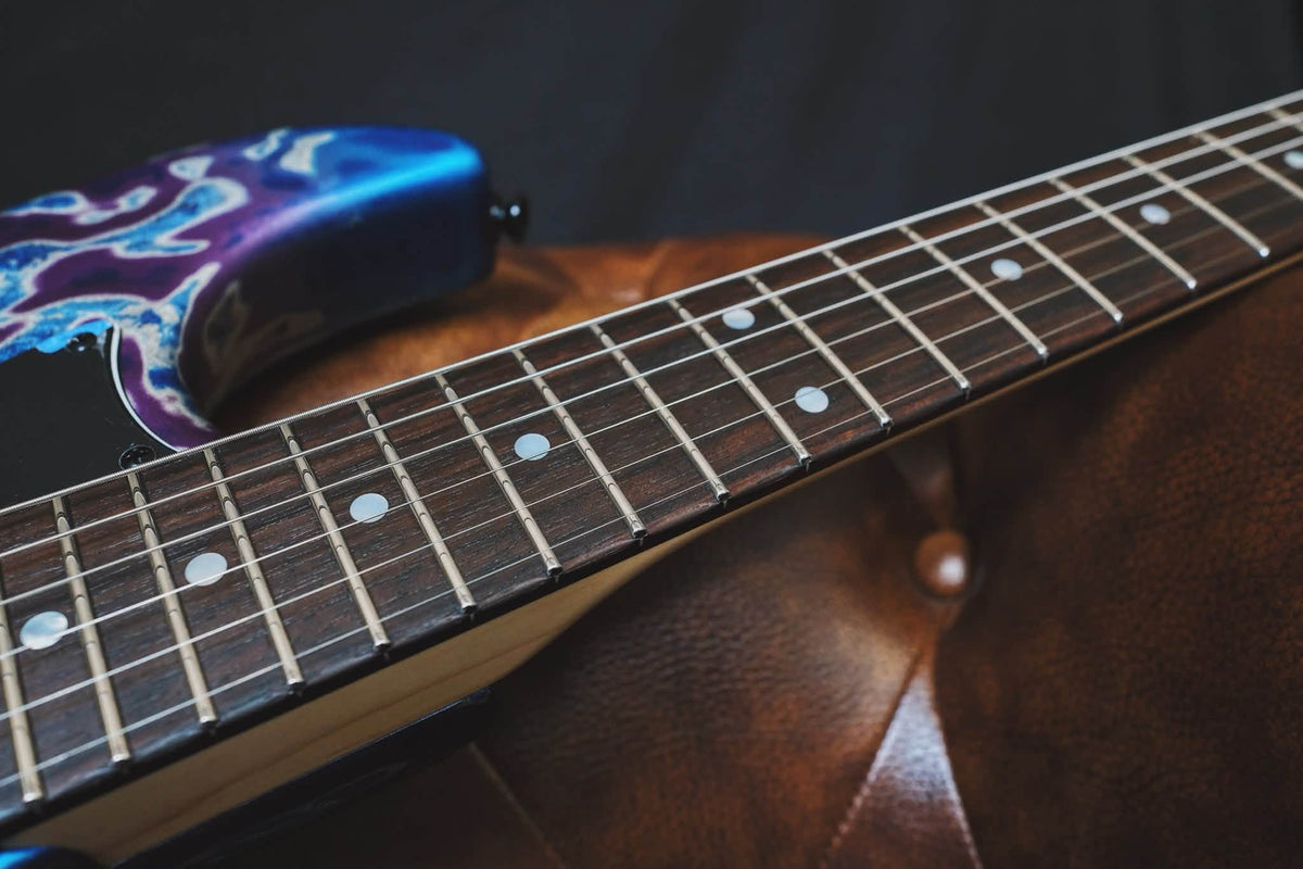 James Tyler USA Studio Elite HDX – Tuckerberry Shmear