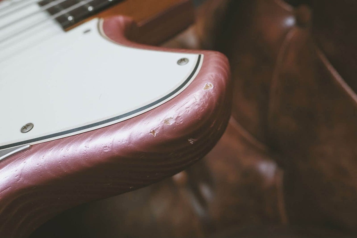 Novo Ivorus Bass - Burgundy Mist