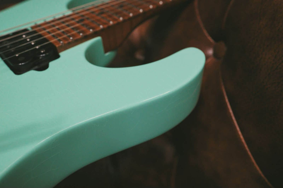 Suhr Modern Antique Limited Edition – Surf Green