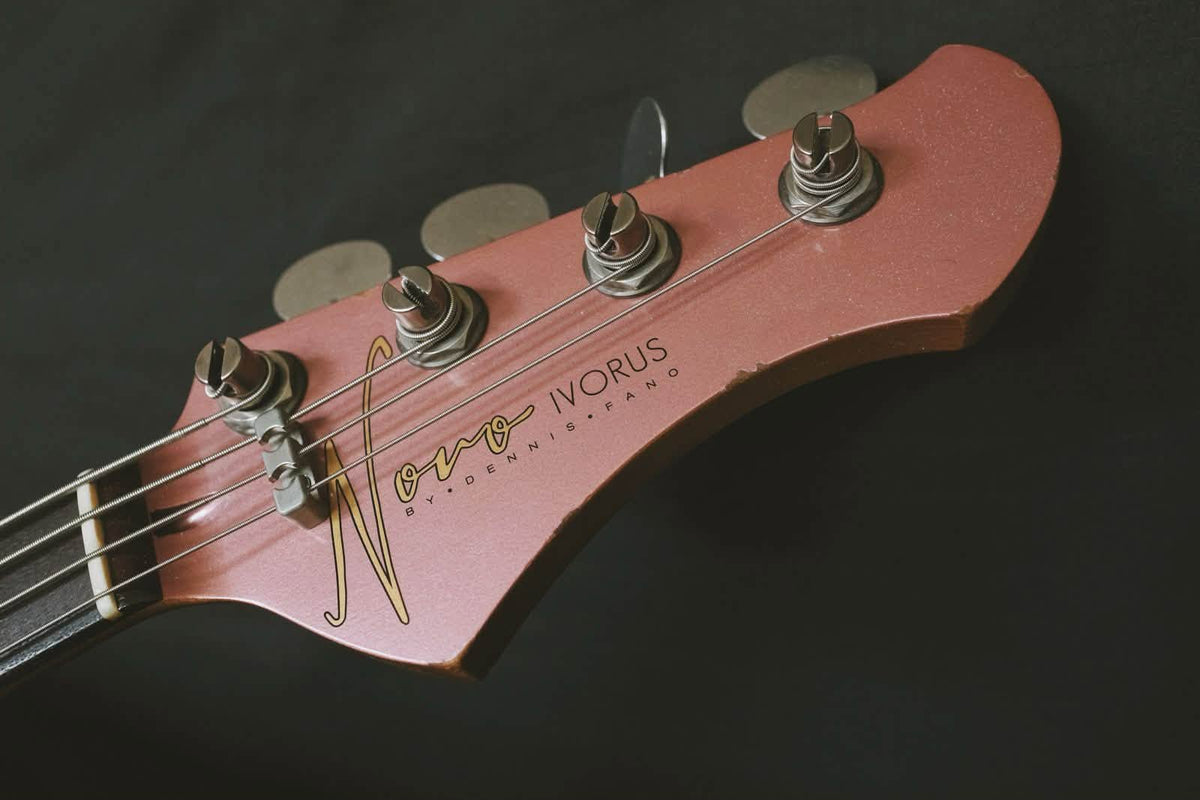 Novo Ivorus Bass - Burgundy Mist