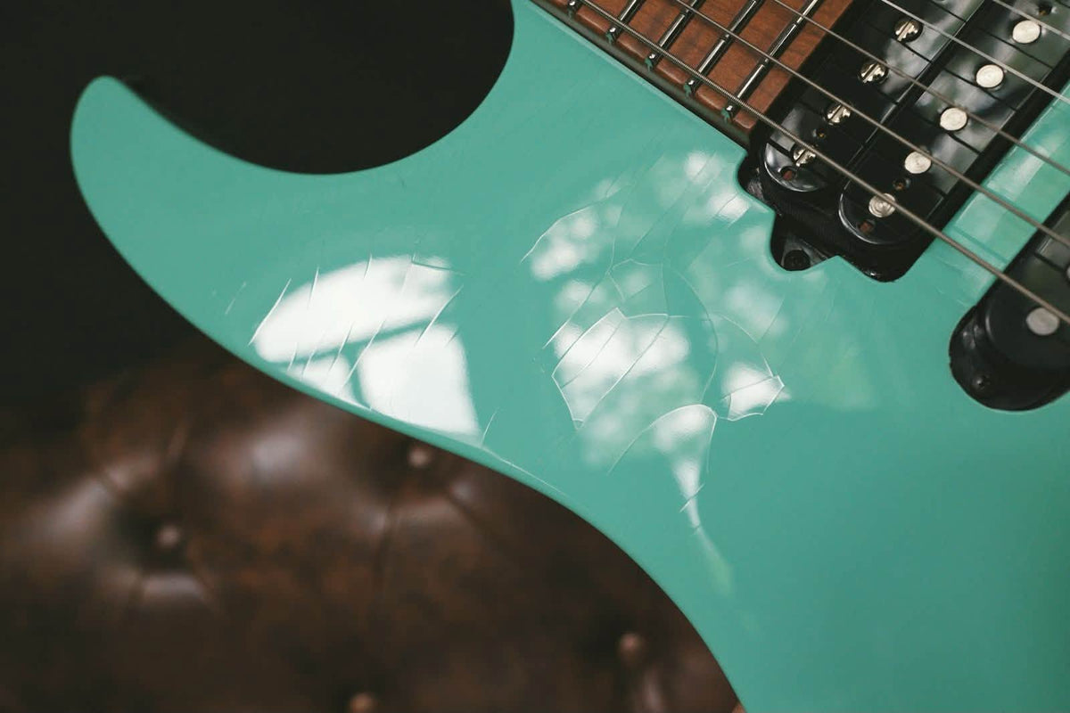 Suhr Modern Antique Limited Edition – Surf Green
