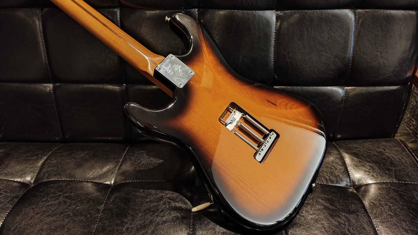 Fender Eric Johnson Stratocaster 2 Colour Sunburst (Used)