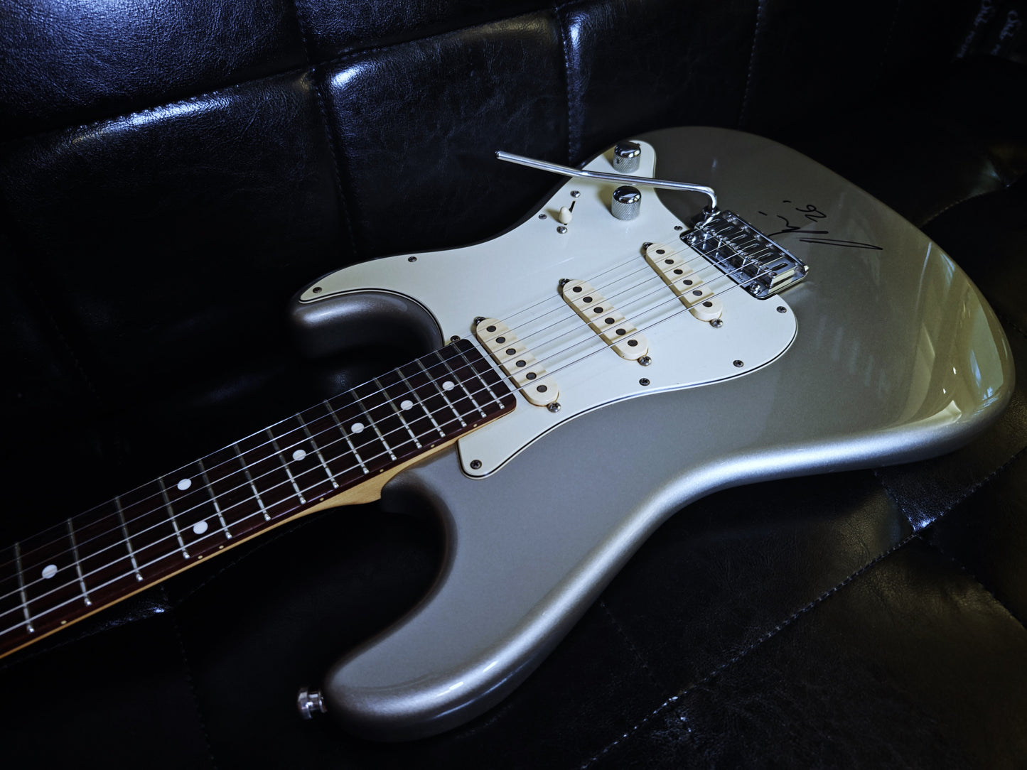 Schecter USA Nick Johnston Atomic Silver Signed By Nick Johnston (Used)
