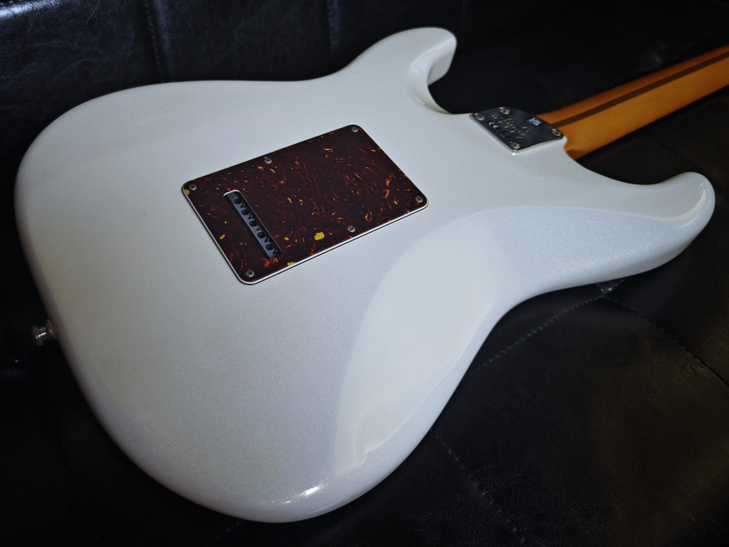 Fender American Ultra Stratocaster Arctic Pearl (Used)