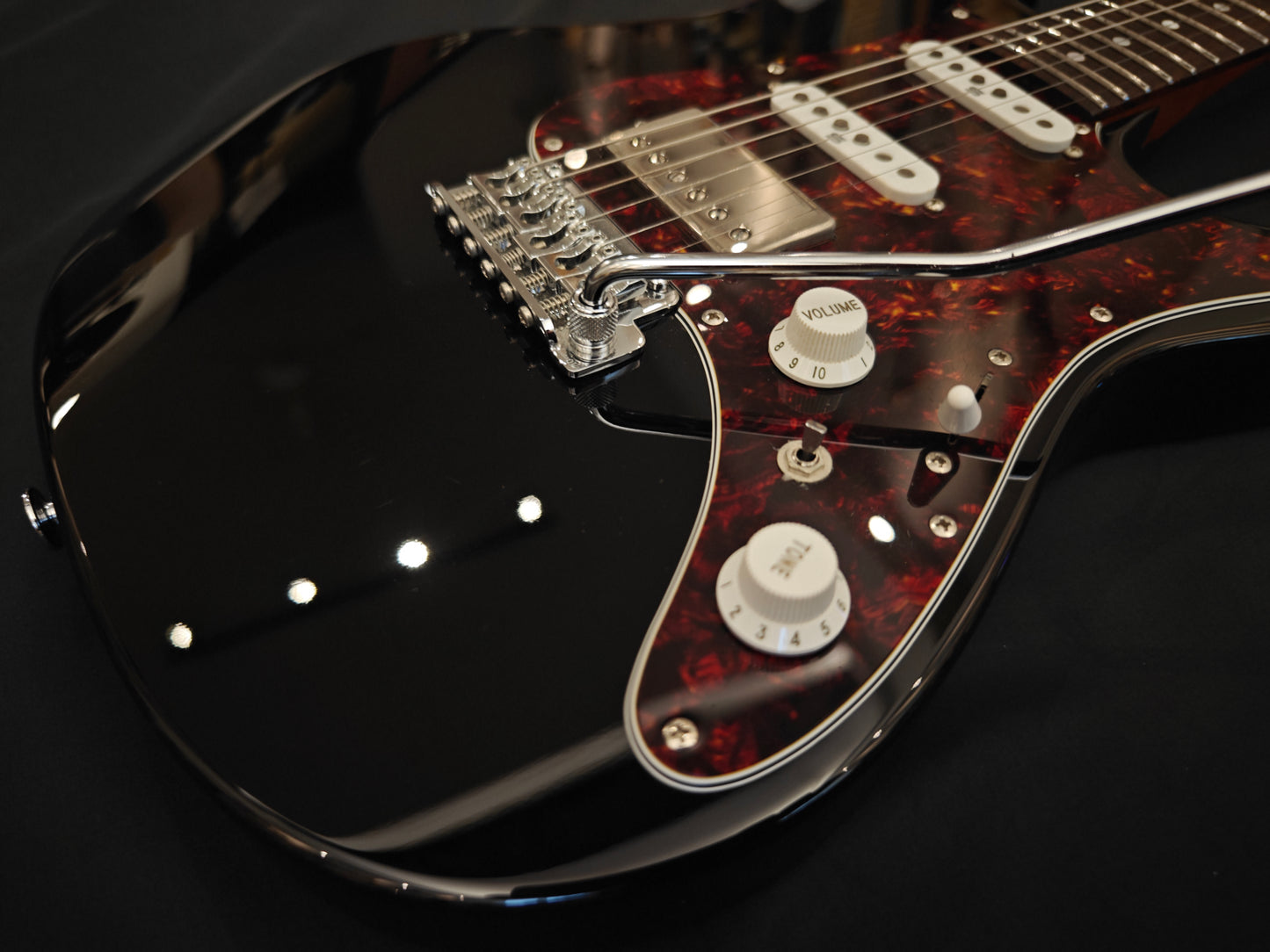 Ibanez AZ2204N (Used)